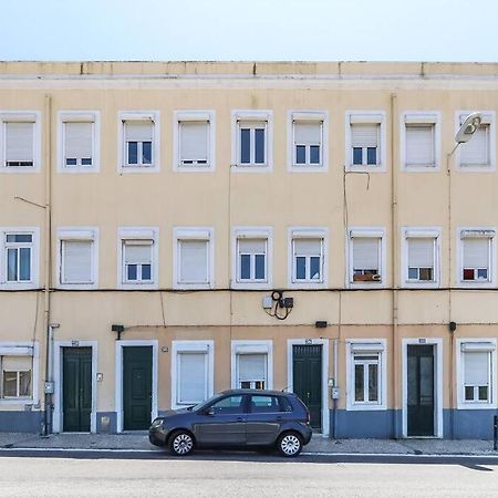 Vita Portucale ! Bright Campo Ourique W/ Terrace Lisboa Εξωτερικό φωτογραφία