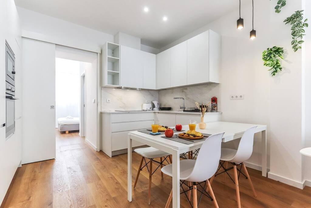 Vita Portucale ! Bright Campo Ourique W/ Terrace Lisboa Εξωτερικό φωτογραφία